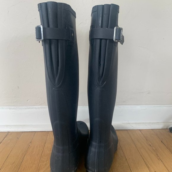 Tall Navy Hunter Wellington Boots 6M/7F - Picture 3 of 11